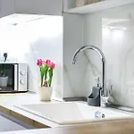 Villa V&p *